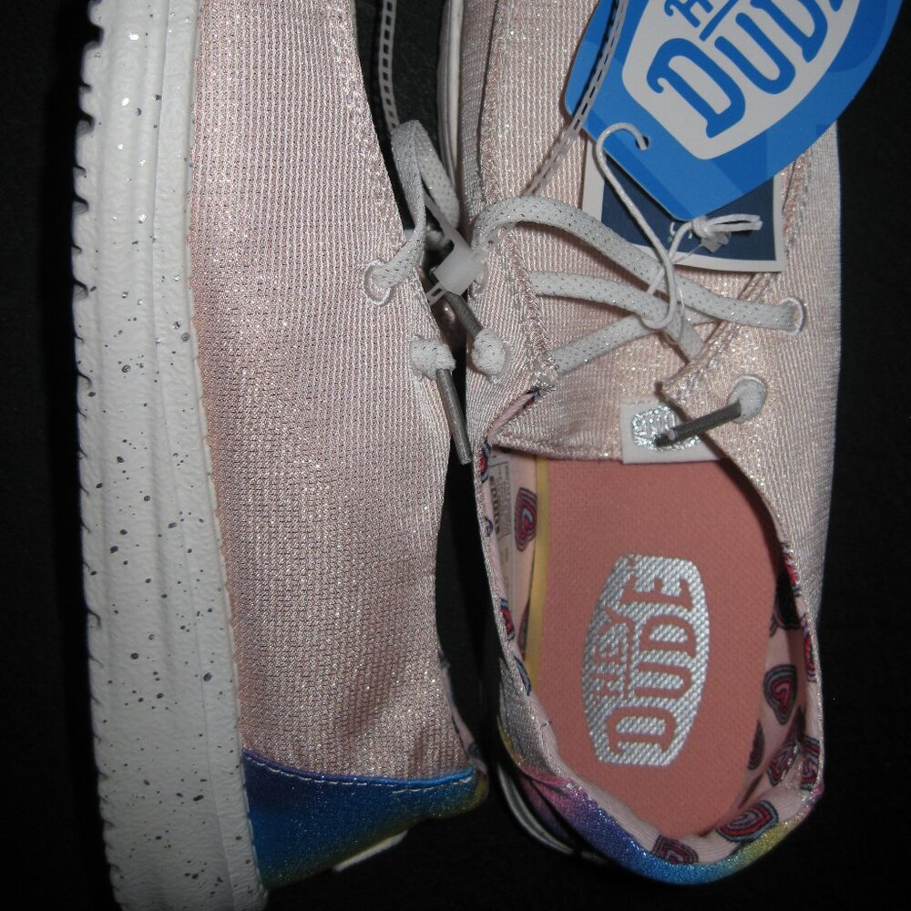 Hey Dude Wendy women size 7. (Youth 5 Euro 37) Pink Sparkle NEW rainbow trim